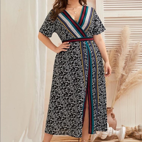 Dresses & Skirts - Kimono midi dress